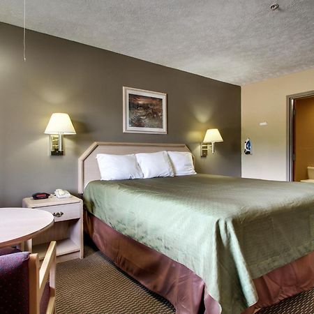 Oak Tree Inn Durant Room photo